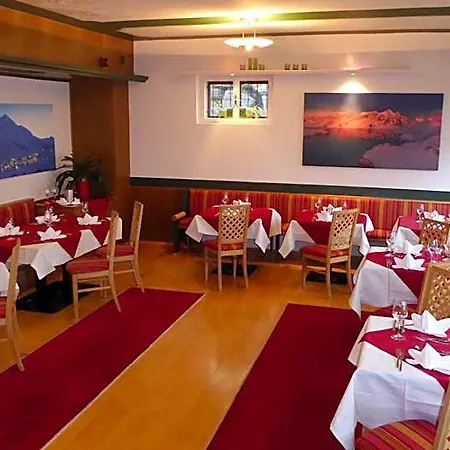 Alpina's Beds & Boots Hotel