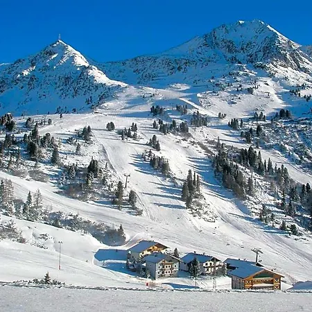 Alpina's Beds & Boots Hotel 3*